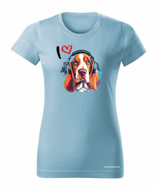 Basset w słuchawkach